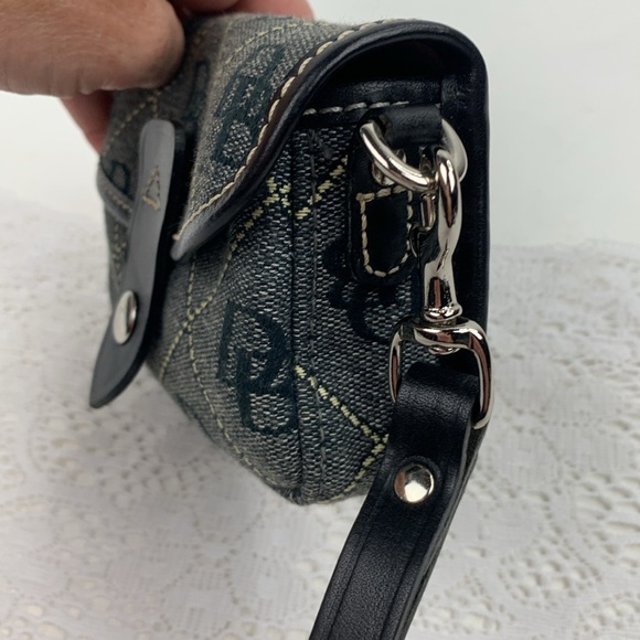 Dooney & Bourke Canvas Leather Logo wristlet wallet bag clutch Gray Black Silver - Picture 8 of 13